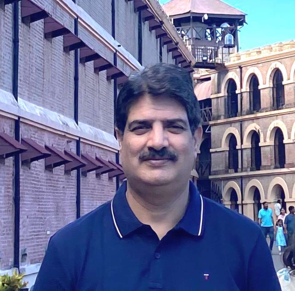 Manoj Bhat