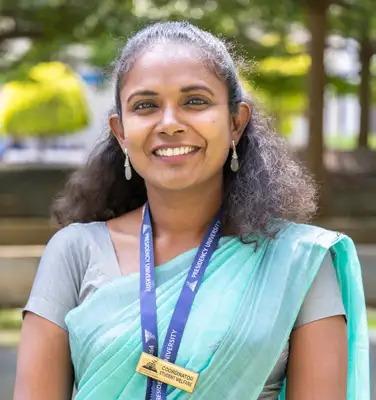 Dr. Annette Christinal
